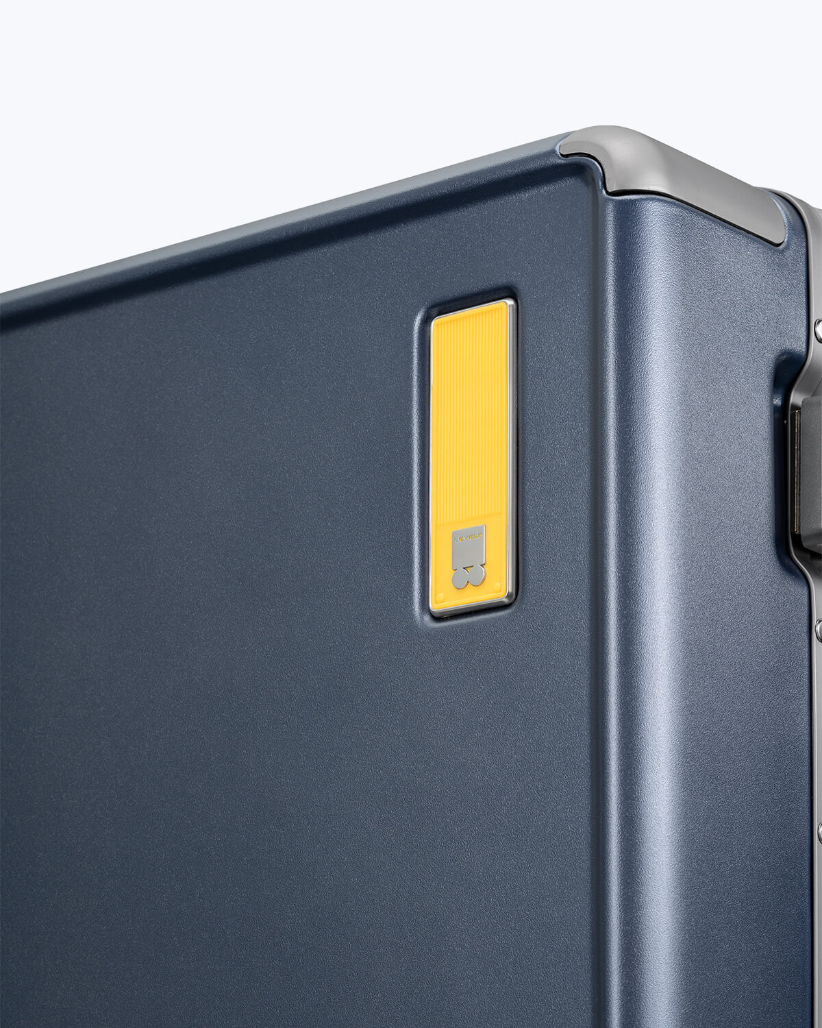 Hegent Luggage & 6 Packing Cubes Combo - Image 17