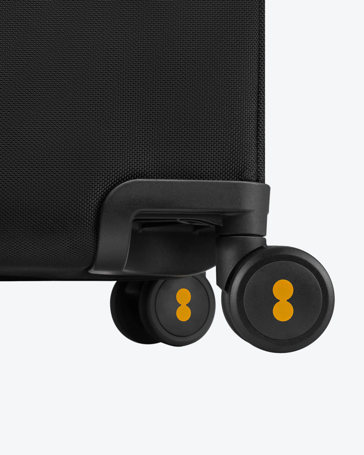 Atlas Laptop Backpack and Stride Luggage Set - Image 10