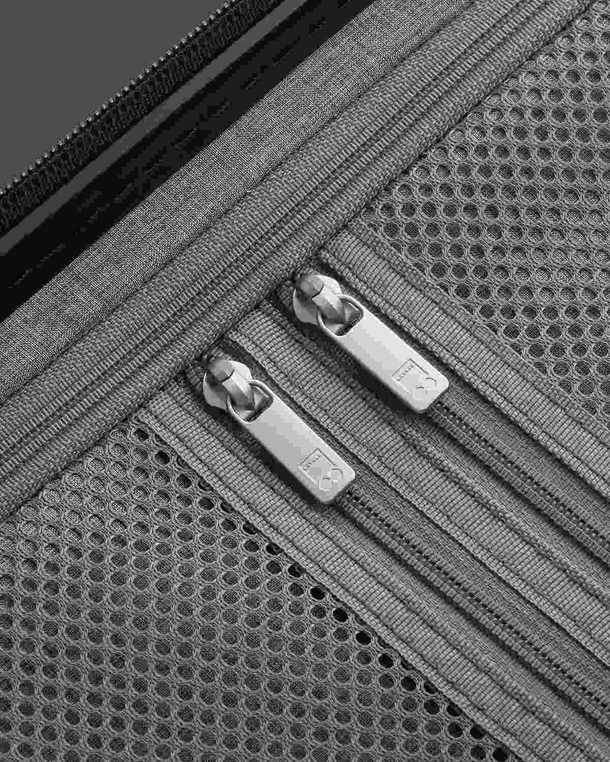 Luminous Textured Carry-On 18''/20'' - Image 38