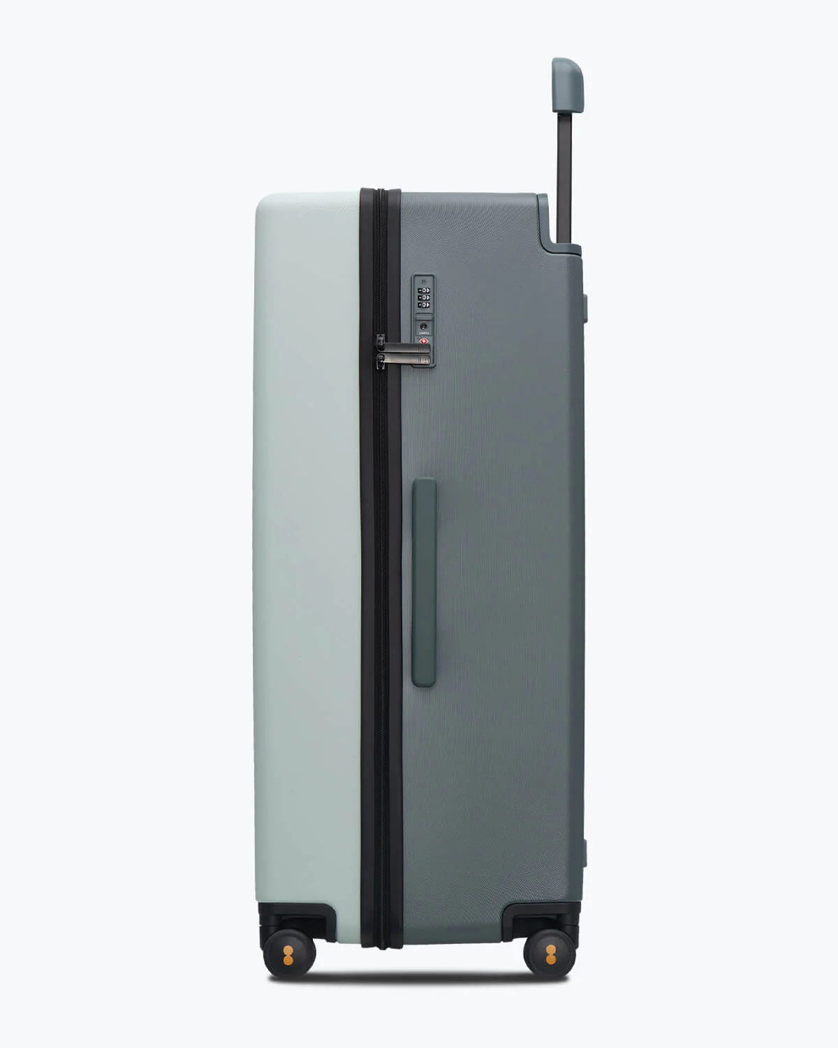 Voyageur Check-In 30''/ 28''/ 26'' - Image 156